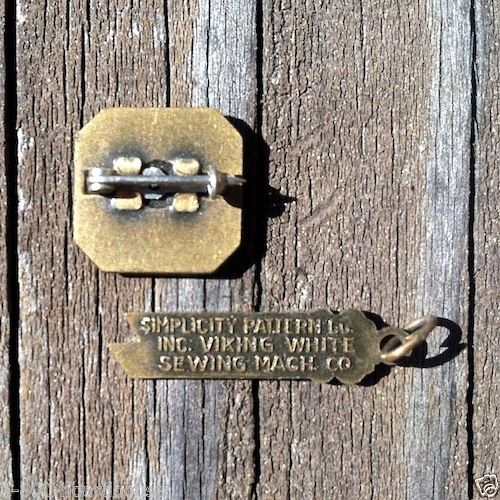 4H CLUB Fashion Revue Charm Pin 1940s