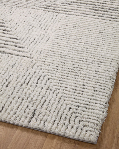 The Rug Corner Loloi Levitt Shag Ivory / Grey
