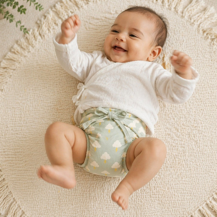 Mimi Langot | Cloud + Lightning | Monsoon Magic | Bamboo-Cotton DryFeel, Cloth Nappy | 0-6M