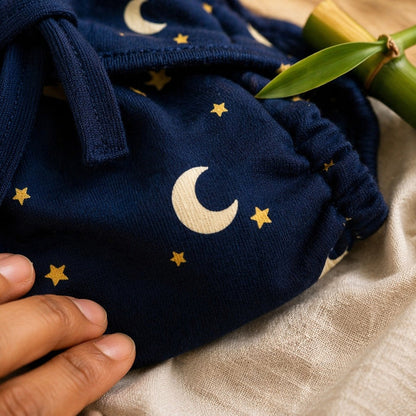 Mimi Langot | Crescent Moon + Stars | Stardust | Bamboo-Cotton DryFeel, Cloth Nappy | 0-6M