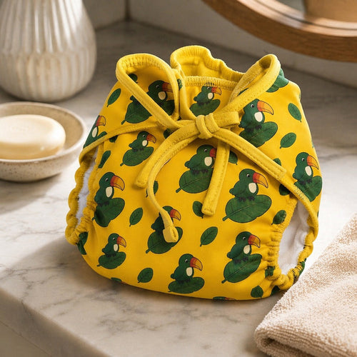 Mimi Langot | Toucan & Leaf | Tropicale | Bamboo-Cotton DryFeel, Cloth Nappy | 0-6M