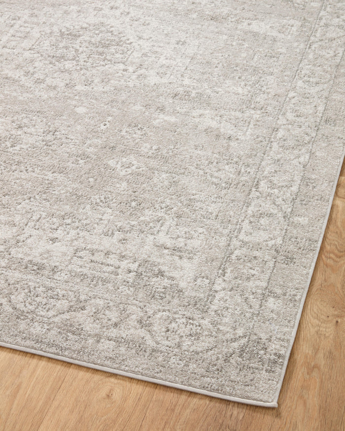 The Rug Corner Loloi II Odette Silver / Ivory