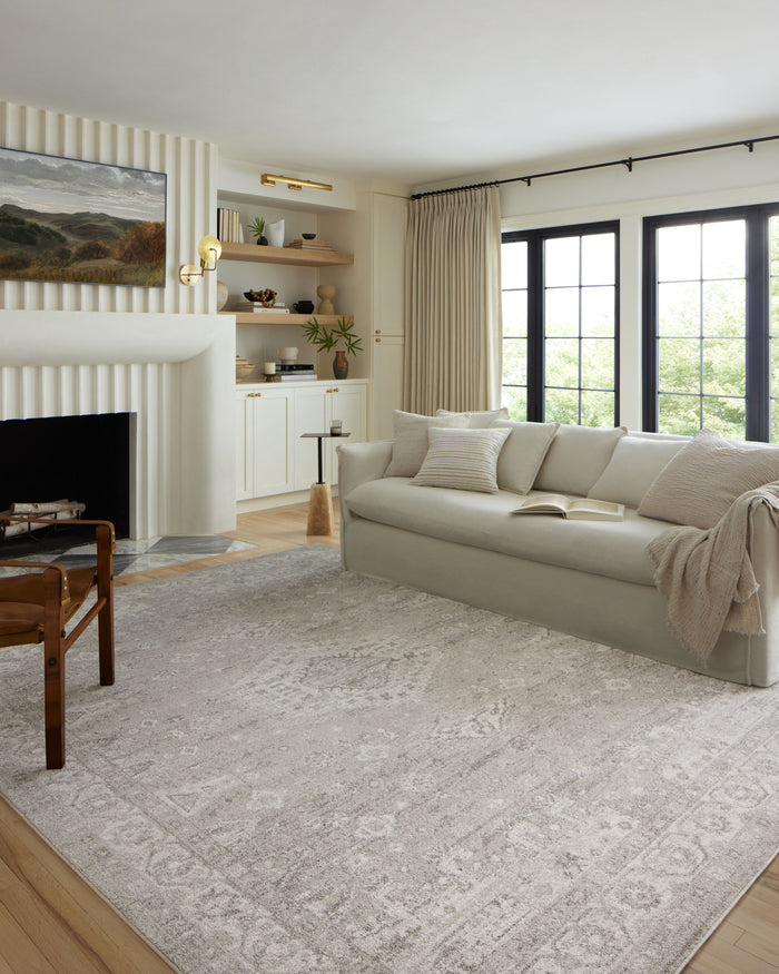 The Rug Corner Loloi II Odette Silver / Ivory